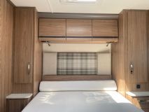 2016 COACHMAN VIP 575 5(1).jpg